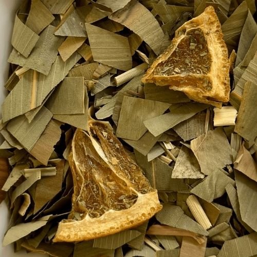 Kräutertee Pures Leben mit Zitronengras, Apfelminze & Blüten – frisch & harmonisch