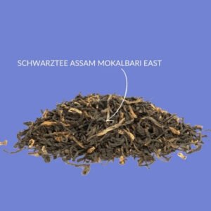 Malty Assam Herrentee – kräftiger Schwarztee mit malzig-würzigem Aroma aus Nordindien in goldbrauner Tasse. bazarlovers.com