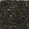 Assam Mokalbari Schwarztee – kräftiger Assam mit malzigem Aroma und dunkler Tasse.